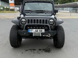 Schwarz Gebraucht 2014 Jeep Wrangler Sahara SUV | 39.000 €