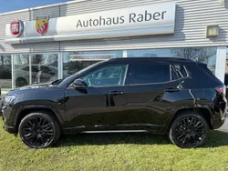 Schwarz Gebraucht 2024 Jeep Compass SUV | 29.155 € (Guter Preis)