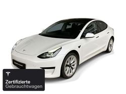 Weiß Gebraucht 2022 Tesla Model 3 RWD Limousine | 28.300 € (Fairer Preis)