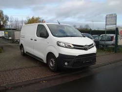 Weiß Gebraucht 2017 Toyota Proace Comfort Van | 11.000 € (Fairer Preis)