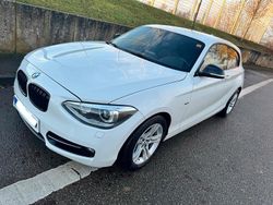 Weiß Gebraucht 2013 BMW 118 Coupé Sport Line Coupé | 6.650 €