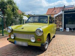 Grün Gebraucht 1988 Trabant 601 Kleinwagen | 6.000 €