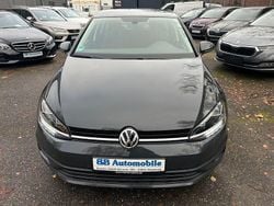Grau Gebraucht 2019 VW Golf VII Trendline Limousine | 10.990 € (Superpreis)