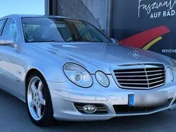 Silber Gebraucht 2007 Mercedes E420 Avantgarde Limousine | 9.550 €