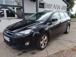 Schwarz Gebraucht 2012 Ford Focus Champions Edition Kombi | 3.100 € (Guter Preis)