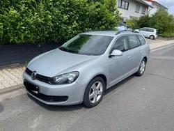 Silber Gebraucht 2010 VW Golf VI Kombi | 6.000 € (Etwas zu teuer)