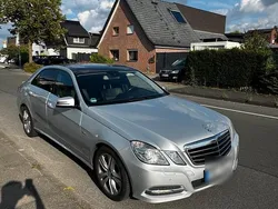 Silber Gebraucht 2010 Mercedes E300 Limousine | 9.490 € (Fairer Preis)