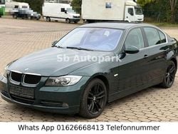 Grün Gebraucht 2008 BMW 330 Sport Line Limousine | 6.800 € (Guter Preis)