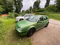 Grün Gebraucht 1998 VW Golf IV Kleinwagen | 3.500 € (Teuer)