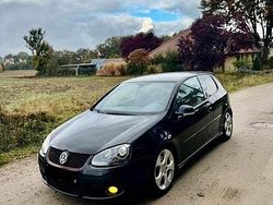 Schwarz Gebraucht 2005 VW Golf V GTI Kleinwagen | 4.499 €