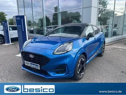 Desert island blue metallic Neu 2025 Ford Puma Gen-E ST-Line X SUV | 28.990 €