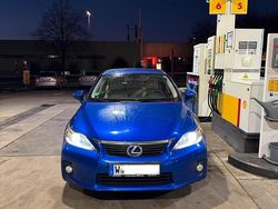 Blau Gebraucht 2012 Lexus CT200h Kleinwagen | 14.000 € (Fairer Preis)