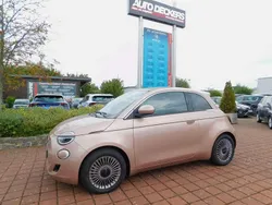 Rose gold metallic Gebraucht 2023 Fiat 500e Style Kleinwagen | 28.950 €