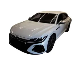 Oryxweiß perlmutteffekt Gebraucht 2025 VW Arteon Kombi | 46.980 € (Teuer)
