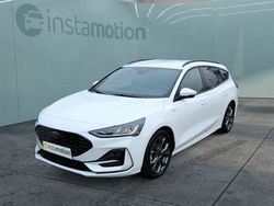 Weiß Gebraucht 2024 Ford Focus ST-Line Kombi | 25.700 € (Fairer Preis)