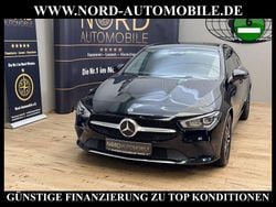 Schwarz Gebraucht 2022 Mercedes CLA200 Progressive Limousine | 23.990 € (Guter Preis)