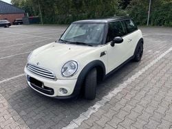 Beige Gebraucht 2013 Mini Cooper D Kleinwagen | 7.500 € (Fairer Preis)