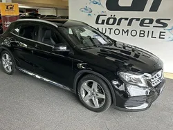 Schwarz Gebraucht 2018 Mercedes GLA180 AMG line SUV | 19.999 € (Fairer Preis)