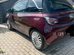 Rot Gebraucht 2016 Opel Adam Kleinwagen | 8.399 €