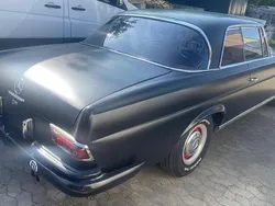Schwarz Gebraucht 1966 Mercedes 250 SE Coupé | 29.750 €