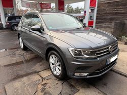 Grau Gebraucht 2016 VW Tiguan SUV | 22.000 € (Fairer Preis)