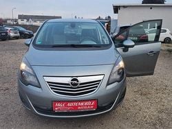 Silber Gebraucht 2012 Opel Meriva Innovation Van / Kleinbus | 5.599 € (Fairer Preis)