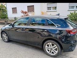 Grau Gebraucht 2021 Kia XCeed SUV | 17.000 €