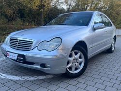 Silber Gebraucht 2001 Mercedes C180 Elegance Limousine | 3.290 € (Etwas zu teuer)