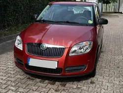 Orange Gebraucht 2009 Skoda Fabia Kleinwagen | 3.500 € (Fairer Preis)