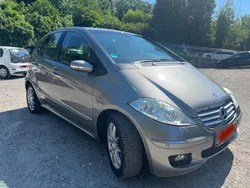 Grau Gebraucht 2006 Mercedes A200 Elegance Limousine | 4.400 € (Fairer Preis)