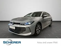 Oyster silver metallic (metallic) Gebraucht 2024 VW Passat Business Kombi | 33.200 € (Guter Preis)