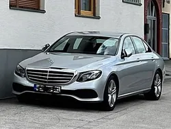 Silber Gebraucht 2019 Mercedes E220 Limousine | 28.500 € (Superpreis)