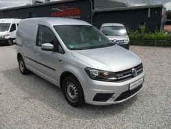 Silber Gebraucht 2020 VW Caddy Van / Kleinbus | 10.990 €