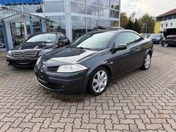 Grau Gebraucht 2007 Renault Mégane Cabriolet Dynamique Cabrio | 2.750 € (Fairer Preis)