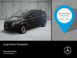 Schwarz Gebraucht 2022 Mercedes Vito Van / Kleinbus | 30.928 € (Fairer Preis)