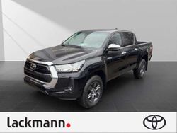 Attitude black mc. Gebraucht 2024 Toyota HiLux Abholung | 44.890 € (Fairer Preis)