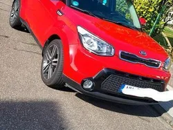 Rot Gebraucht 2016 Kia Soul 2 SUV | 11.000 € (Fairer Preis)