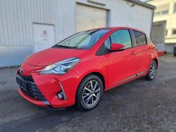 Rot Gebraucht 2020 Toyota Yaris Club Limousine | 12.790 € (Guter Preis)