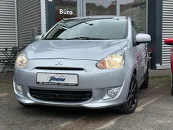 Silber Gebraucht 2016 Mitsubishi Space Star Diamant Edition Kleinwagen | 6.500 € (Guter Preis)