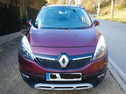 Rot Gebraucht 2013 Renault Scénic III Initiale Paris Van / Kleinbus | 4.400 € (Fairer Preis)