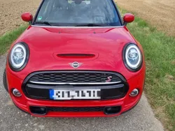 Rot Gebraucht 2019 Mini Cooper S Kleinwagen | 18.500 € (Fairer Preis)