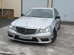 Silber Gebraucht 2010 Mercedes E300 AMG Limousine | 9.999 € (Fairer Preis)