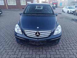 Blau Gebraucht 2007 Mercedes B150 Van / Kleinbus | 4.250 € (Fairer Preis)