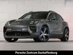 Grün Gebraucht 2024 Porsche Macan 4 Electric SUV | 81.888 € (Guter Preis)
