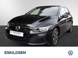 Deep black perleffekt (schwarz) Gebraucht 2021 VW Golf VIII United Limousine | 20.530 € (Fairer Preis)