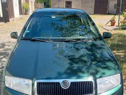 Grün Gebraucht 2000 Skoda Fabia Comfort Limousine | 1.000 € (Guter Preis)