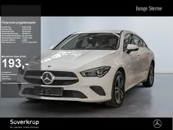 Weiß Gebraucht 2022 Mercedes CLA250 Limousine | 23.925 € (Superpreis)