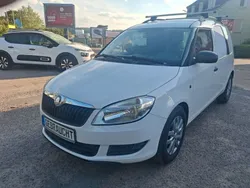 Weiß Gebraucht 2010 Skoda Roomster Limousine | 5.295 € (Fairer Preis)