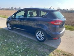 Blau Gebraucht 2017 Ford C-MAX Titanium Van / Kleinbus | 4.759 €