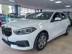 Weiß Gebraucht 2024 BMW 118 Advantage Kleinwagen | 23.999 € (Guter Preis)
